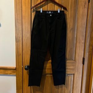 Black Hollister high-rise mom jeans